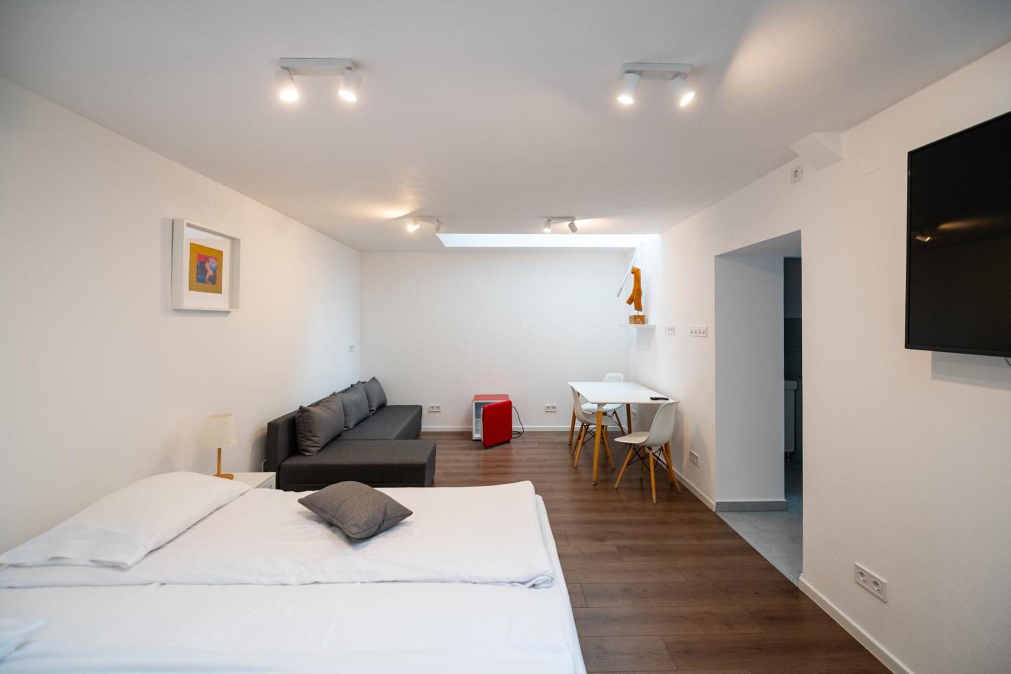 Pixel Guesthouse Tirgu Secuiesc Exterior photo